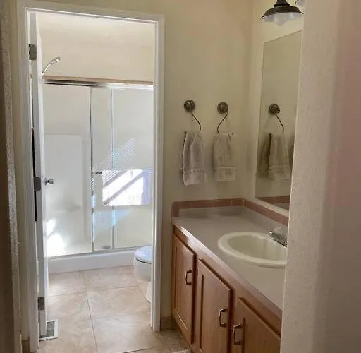 House Apartment *